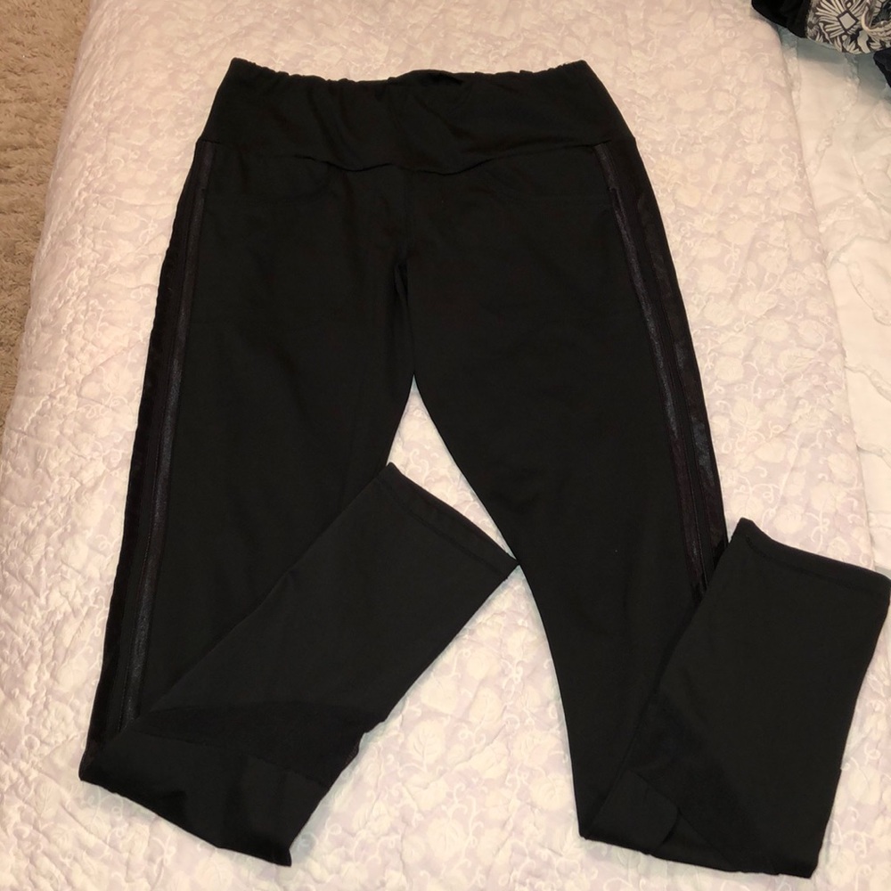 Chrissie By Tail Leggings